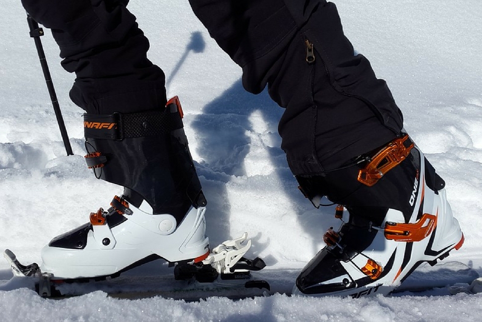 The Essential Ski Boot Fitting Guide Alps2Alps Transfer Blog